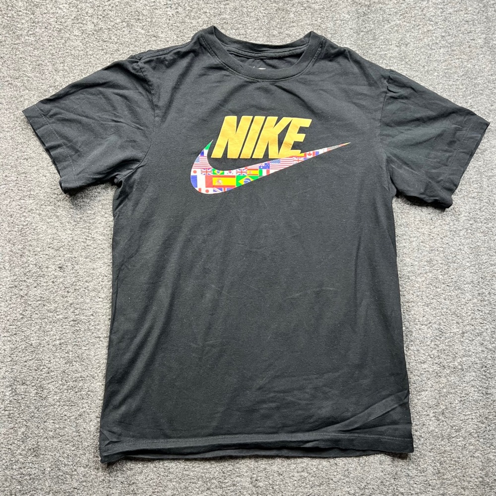 Nike T-Shirt Womens XS Black Gold Logo International Flag Swoosh Graphic Tee